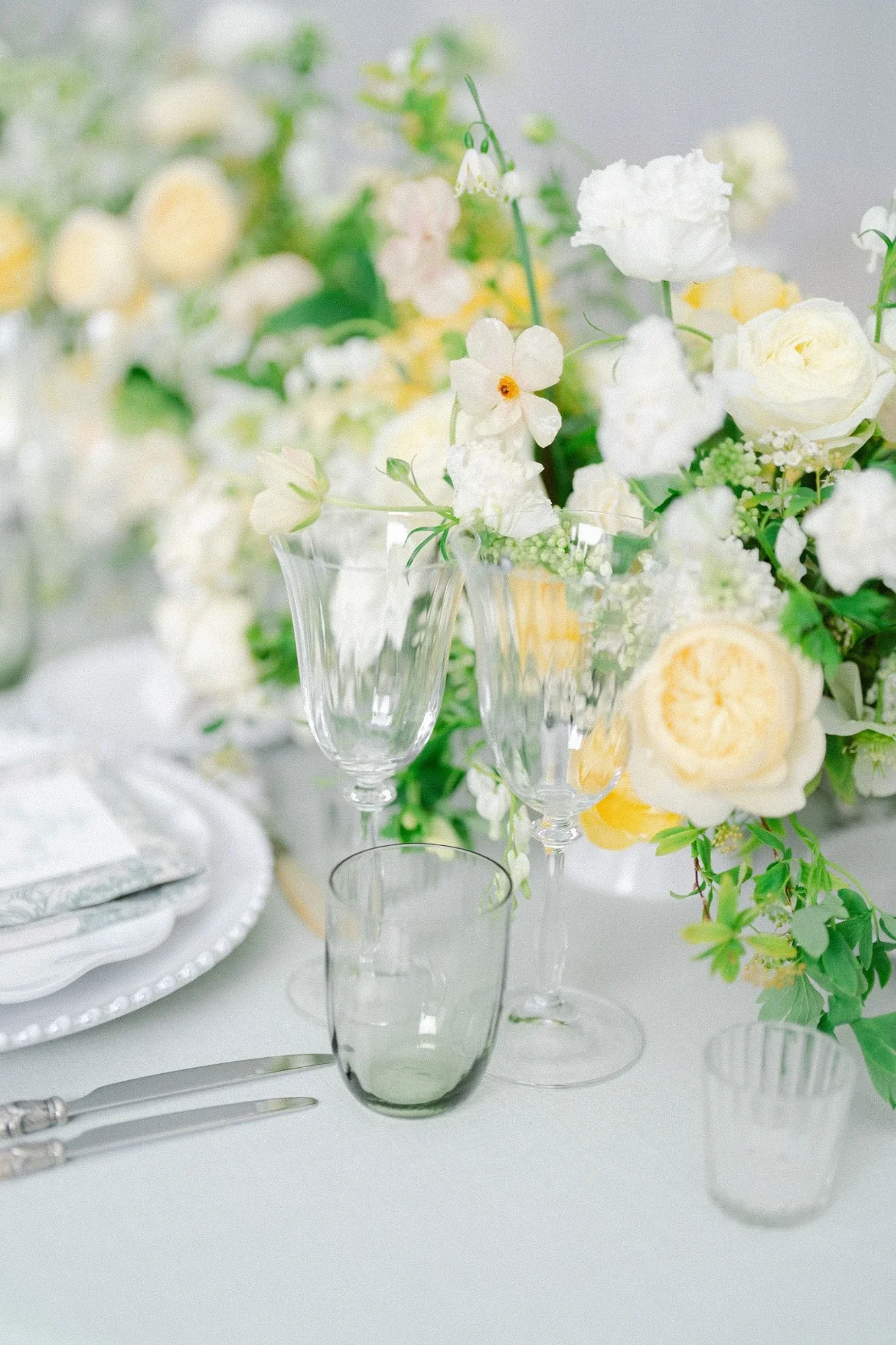 A Spring Wedding Lunch — wedding table and floral design, photograph 2